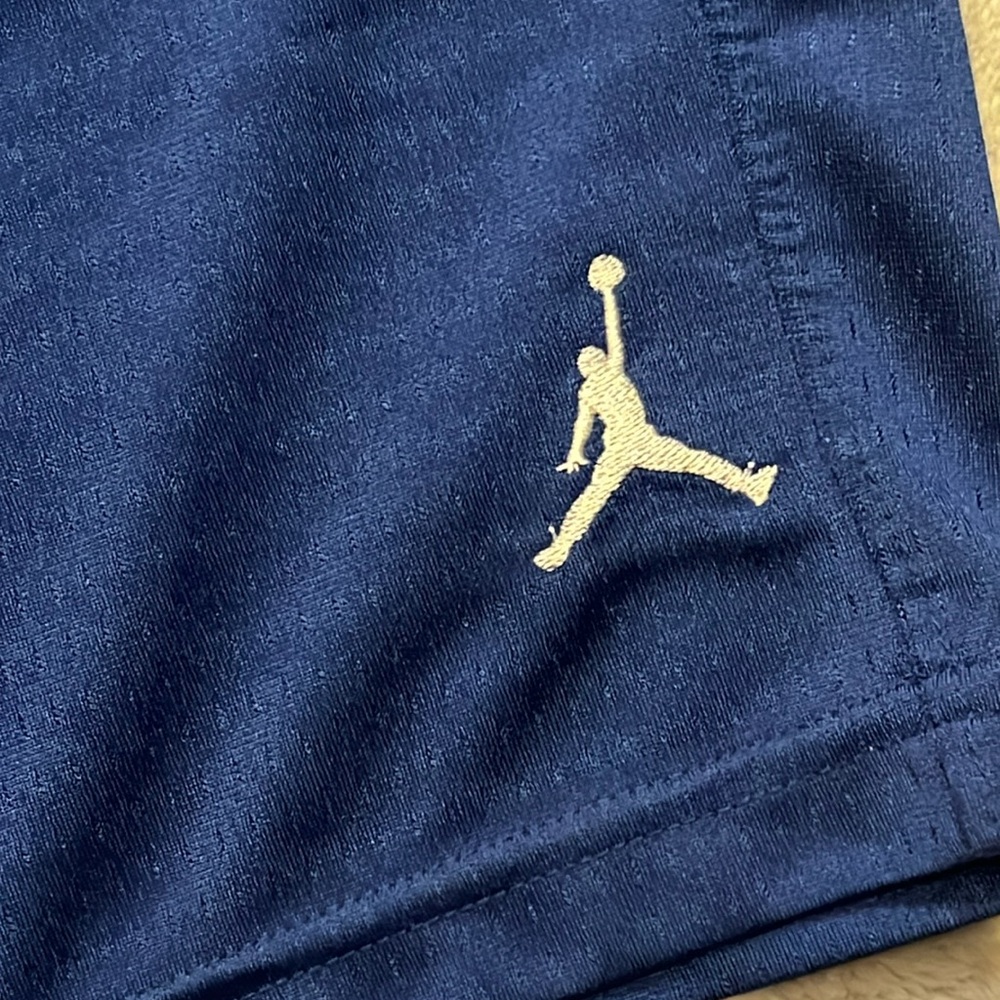 Boys Nike/Jordan tees/shorts bundle boys Sz M- super for school/play /sports - Picture 9 of 11